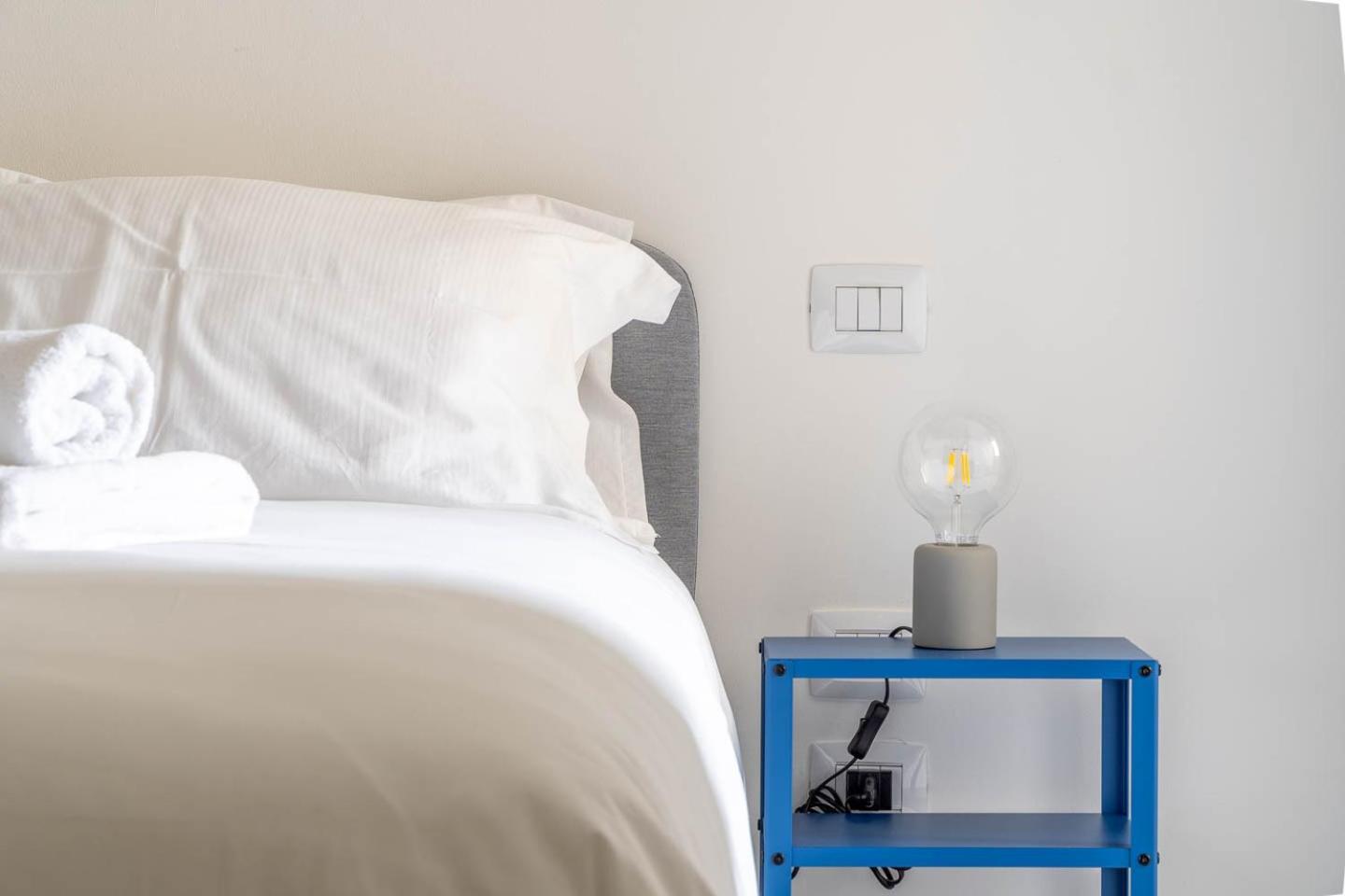 Dimora Manzoni - Bari Center Apartment Luaran gambar