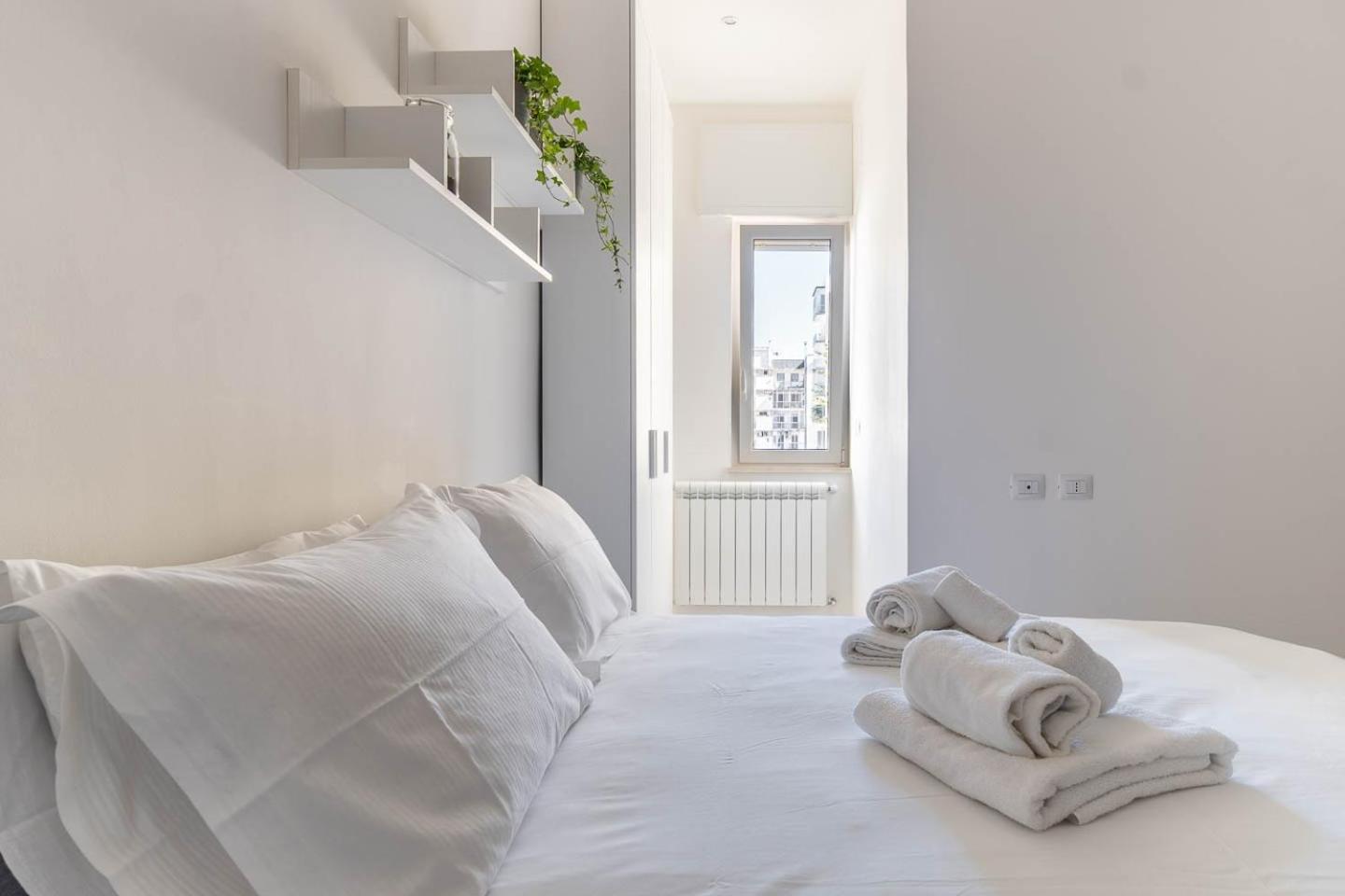 Dimora Manzoni - Bari Center Apartment Luaran gambar