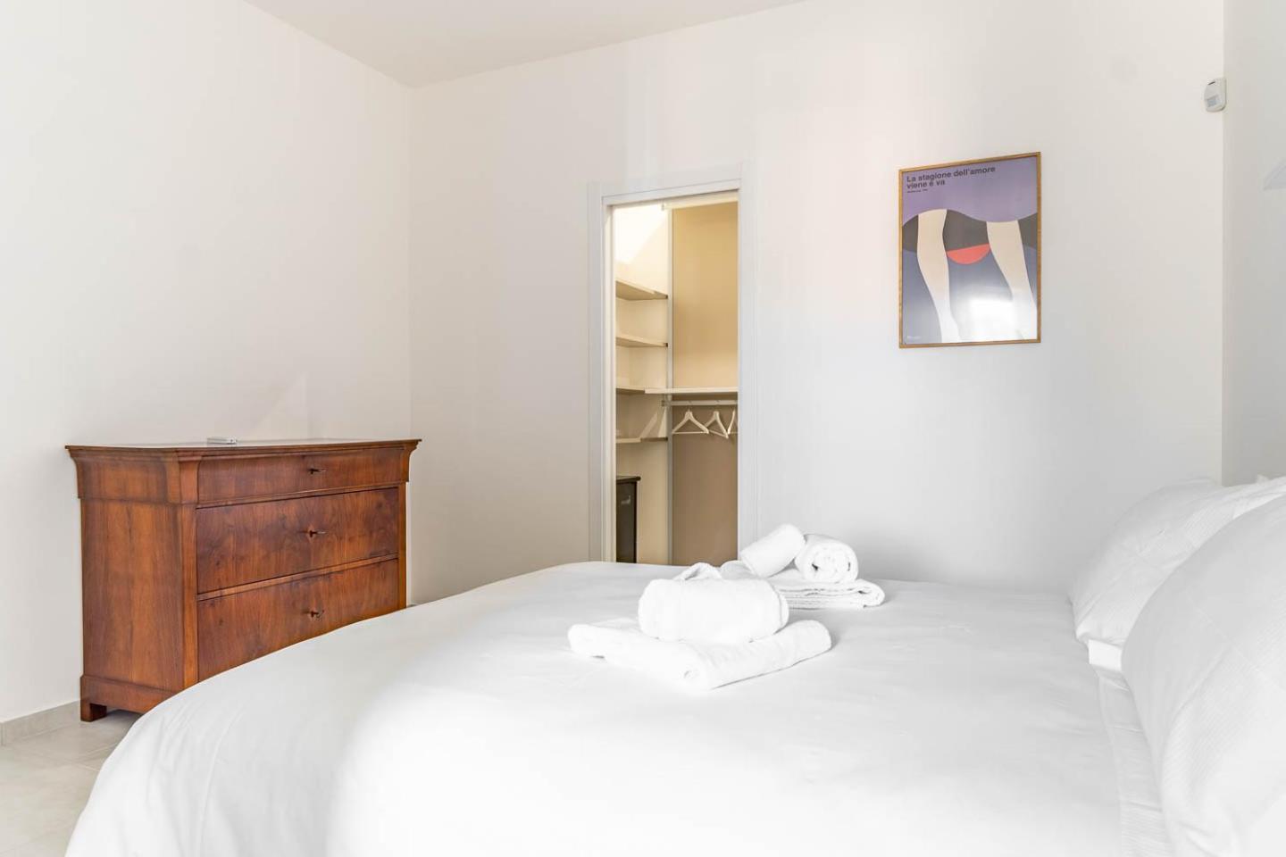 Dimora Manzoni - Bari Center Apartment Luaran gambar
